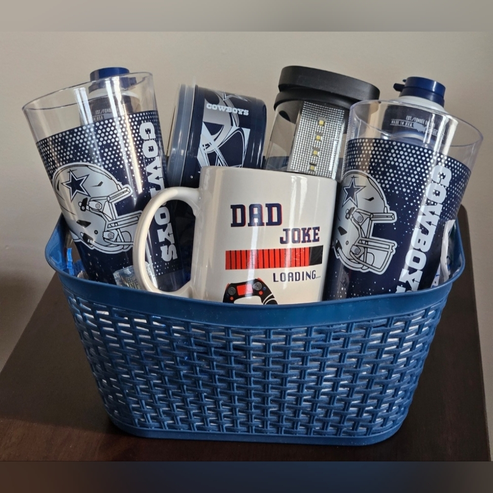 Dallas Cowboys 8pc Gift Basket